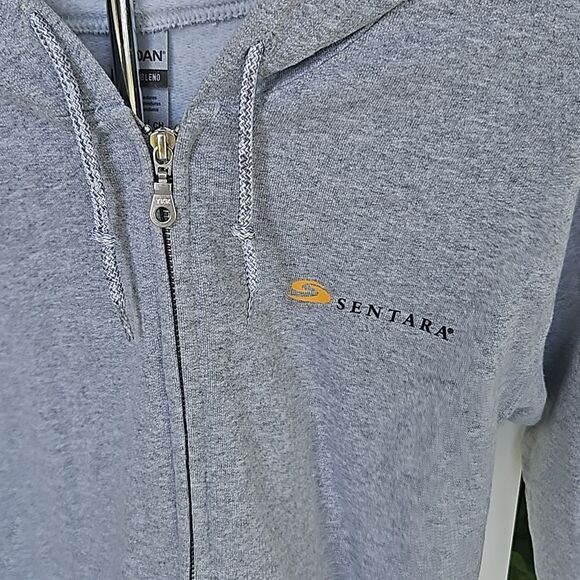 GILDAN heavy duty sentara zip up hoodie new no tags small - Picture 5 of 9